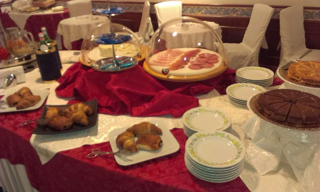 Hotel San Clemente SantʼArcangelo di Romagna Εστιατόριο φωτογραφία